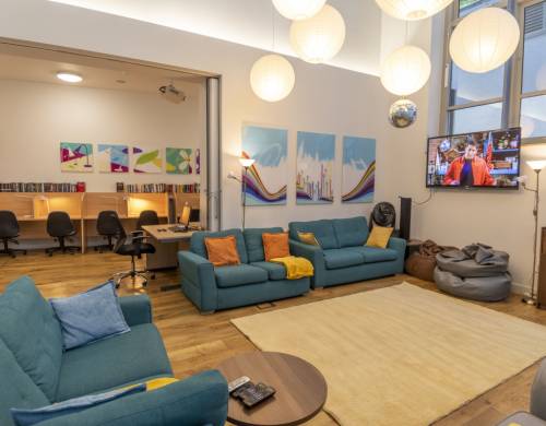 Kensington Park Summer School - spoločenská miestnosť