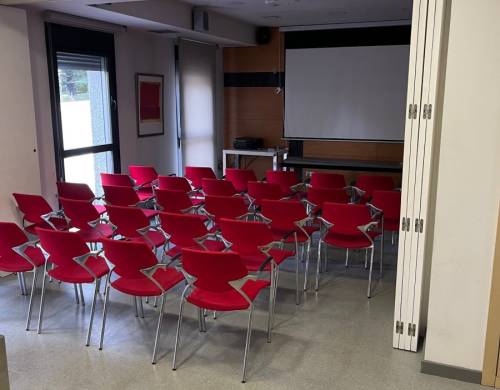 Embassy Madrid (11 – 17 rokov)