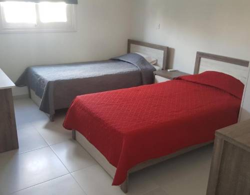 Bayswater Cyprus, Larnaca (7 – 17 rokov)