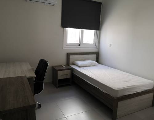 Bayswater Cyprus, Larnaca (7 – 17 rokov)