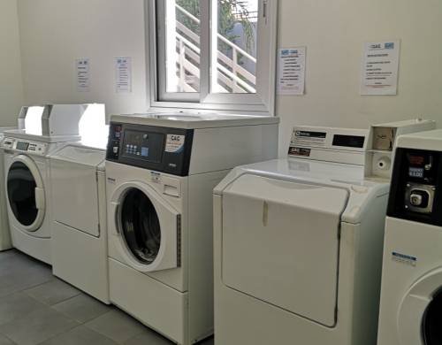 Bayswater Cyprus, Larnaca (7 – 17 rokov)