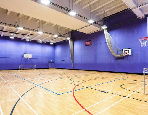 Embassy Londyn Mile End (12 - 17 rokov)