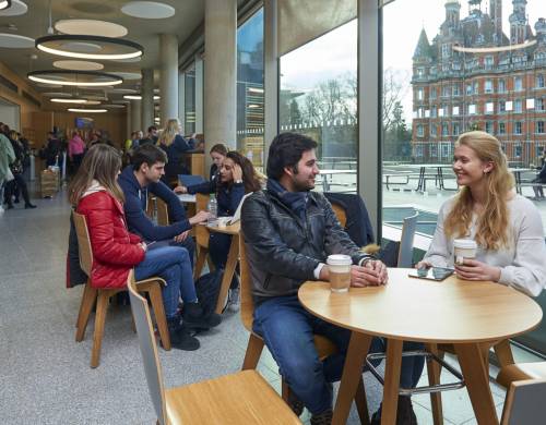 Embassy Royal Holloway University of London - predmestie (13 - 17 rokov)