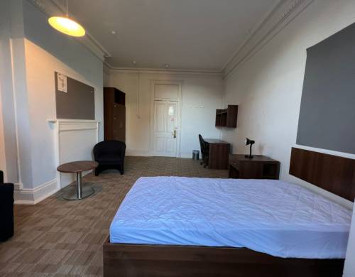 Embassy Royal Holloway University of London - predmestie (13 - 17 rokov)