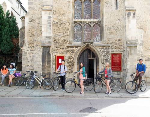 Embassy Cambridge (13 - 17 rokov)