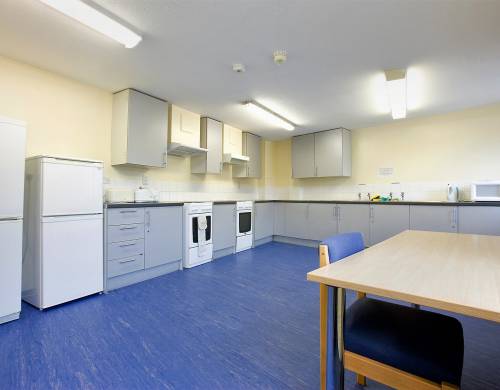 Embassy Cambridge (13 - 17 rokov)